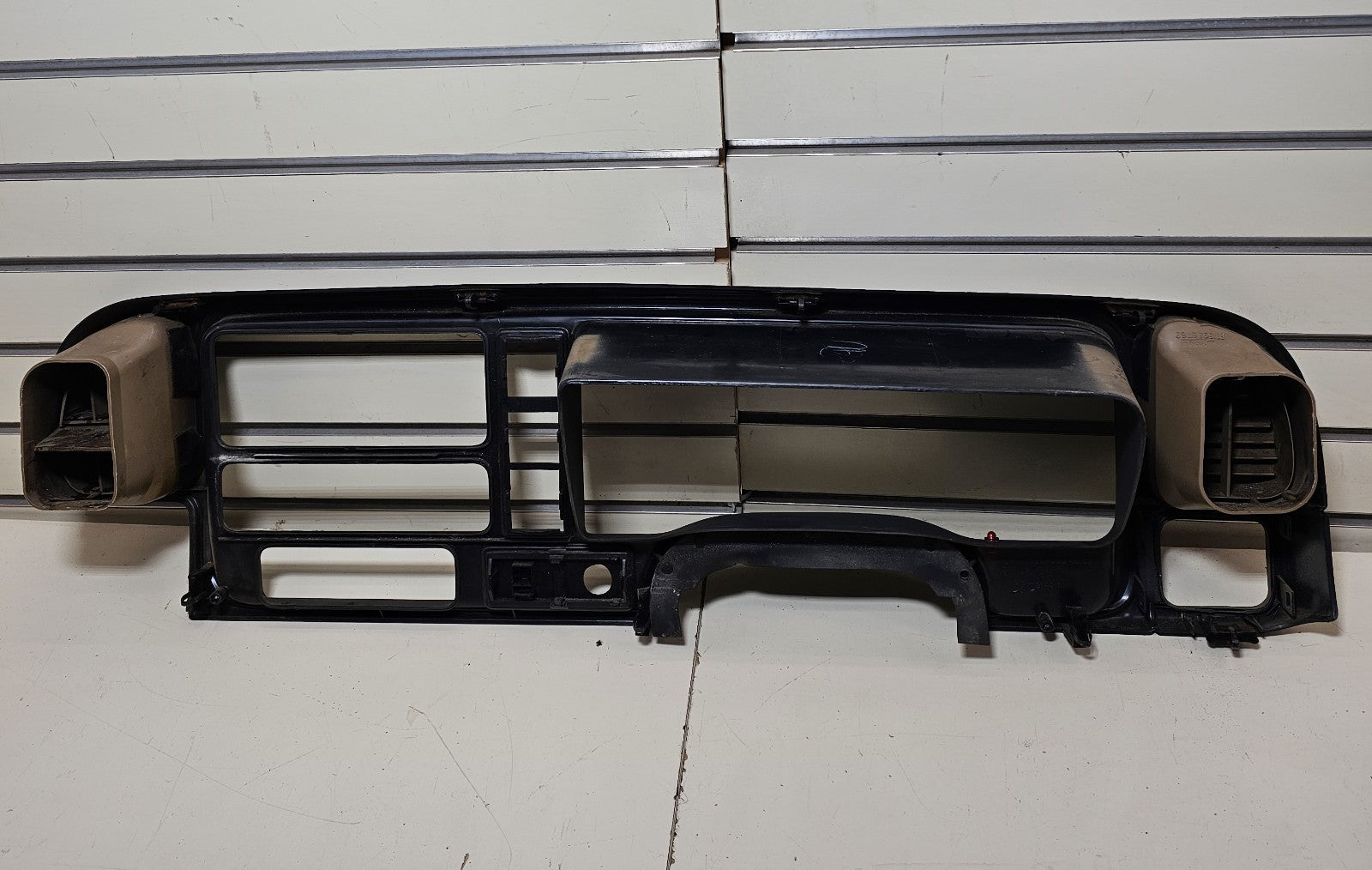 95-99 CHEVY GMC TRUCK SILVERADO CK Cluster Gauge Speedo Dash Bezel DK TAN