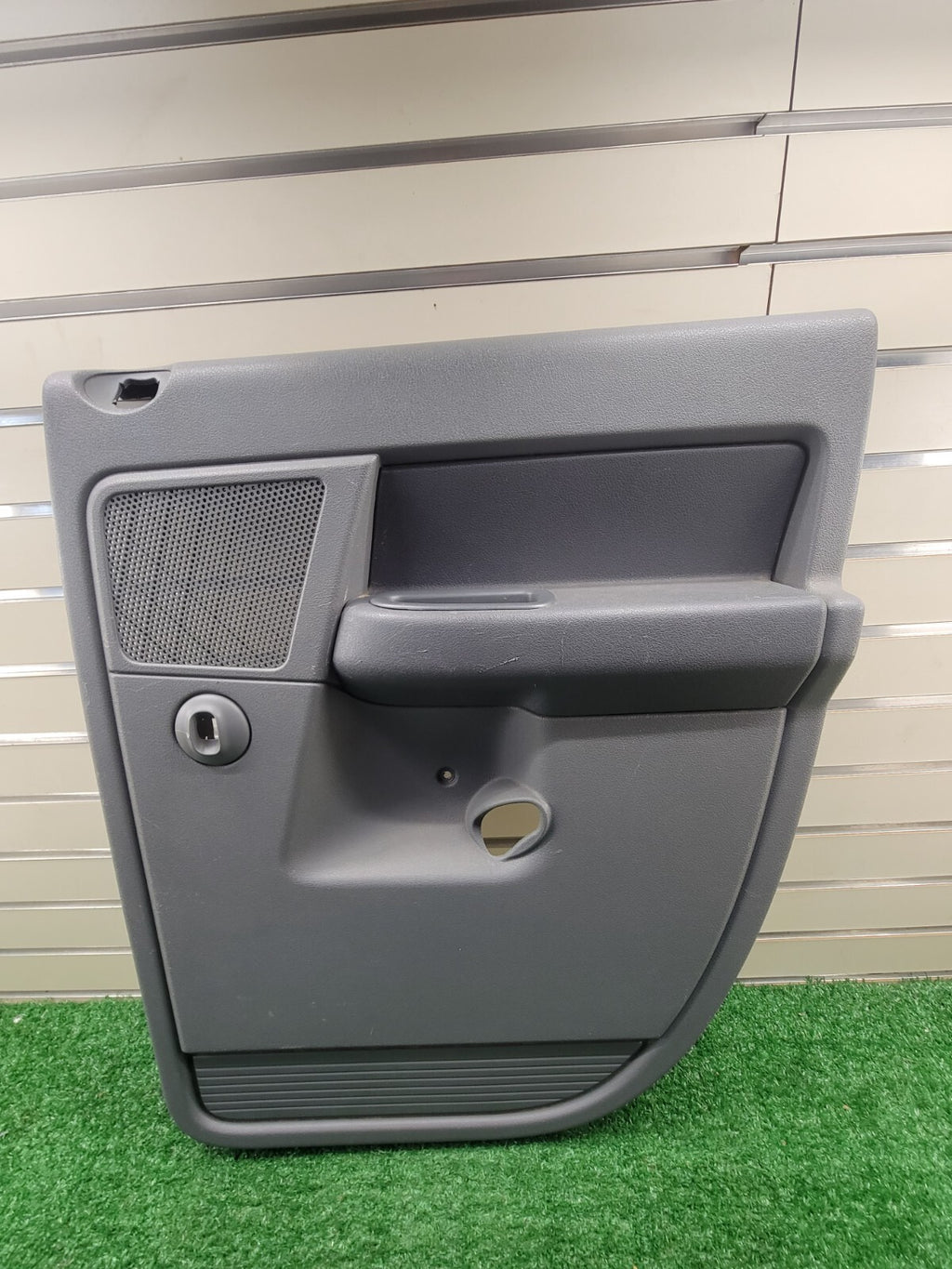 🔥2006-2009 Dodge Ram 2500 RIGHT RH REAR PASSENGER DOOR PANEL gray
