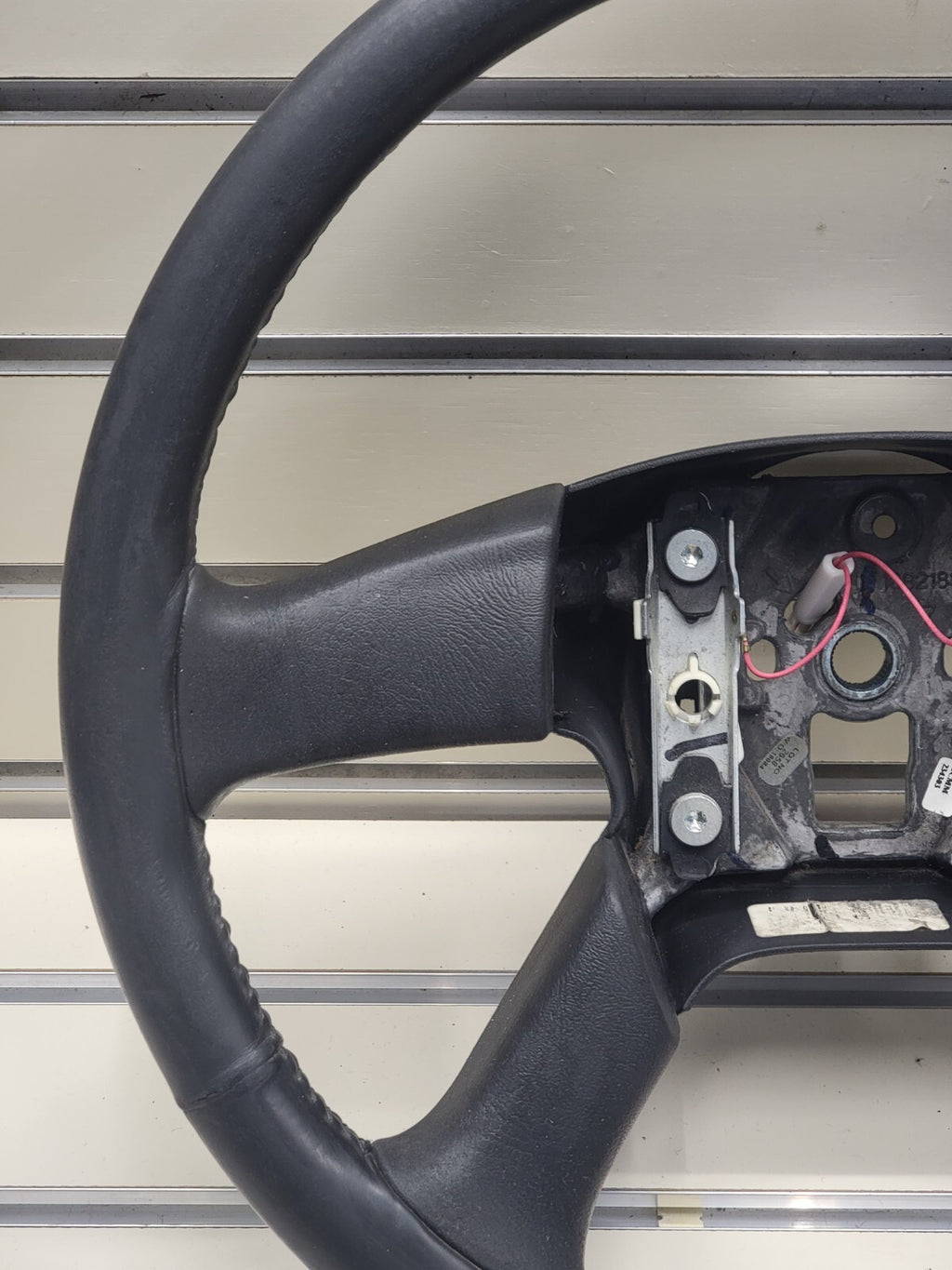 🔥03-06 SILVERADO SIERRA YUKON TAHOE SUBURBAN STEERING WHEEL LEATHER BLACK
