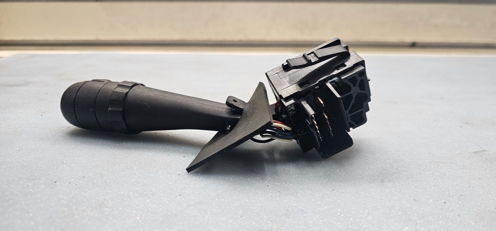 🔥06-07 Chevrolet Equinox Torrent Vue Windshield Wiper Motor Switch OEM