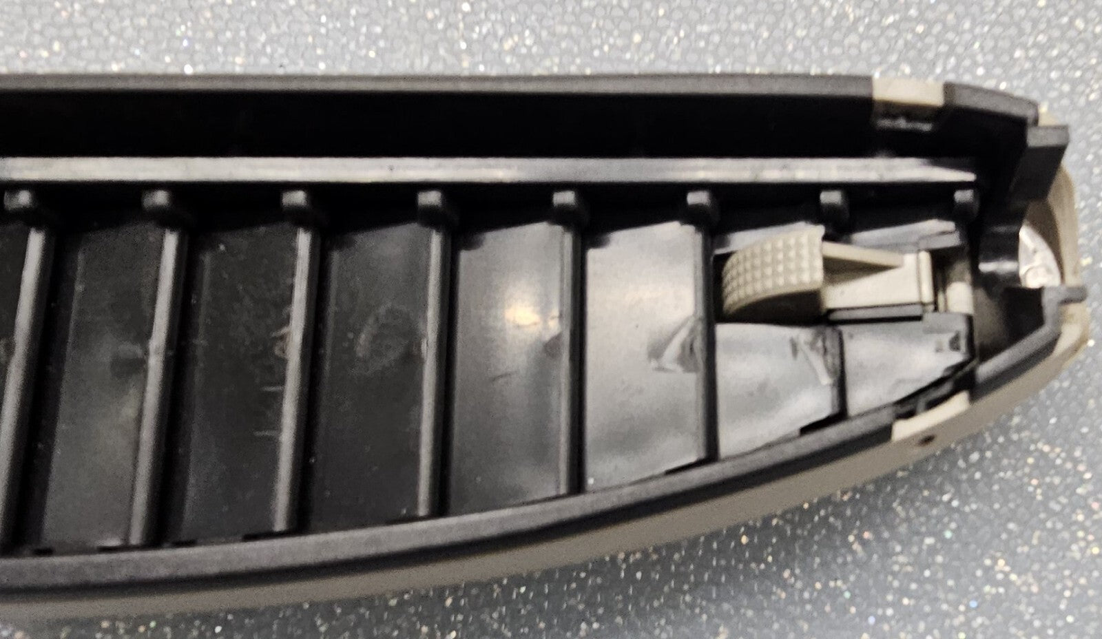 🔥01-07 Grand Caravan Town Country Rear Left Air vent Heater Filter Conditioner
