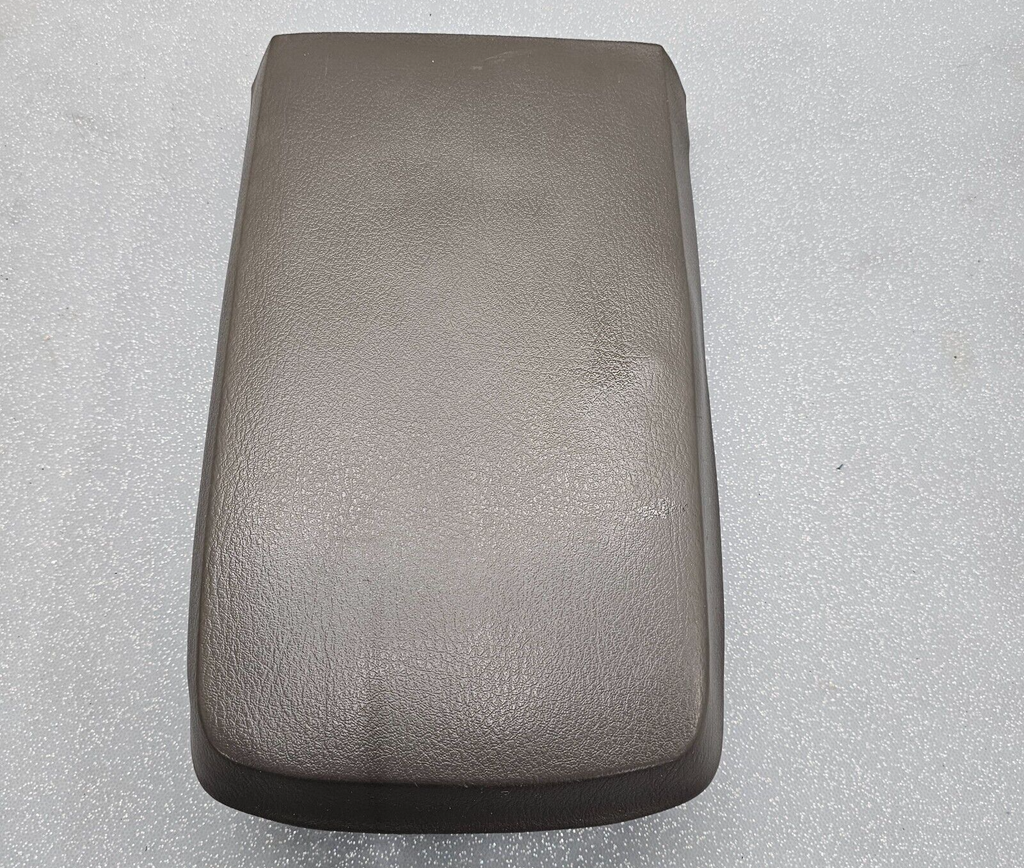 02-05 EXPLORER Mountaineer Center Console Lid Armrest Top Cover Assembly DK TAN