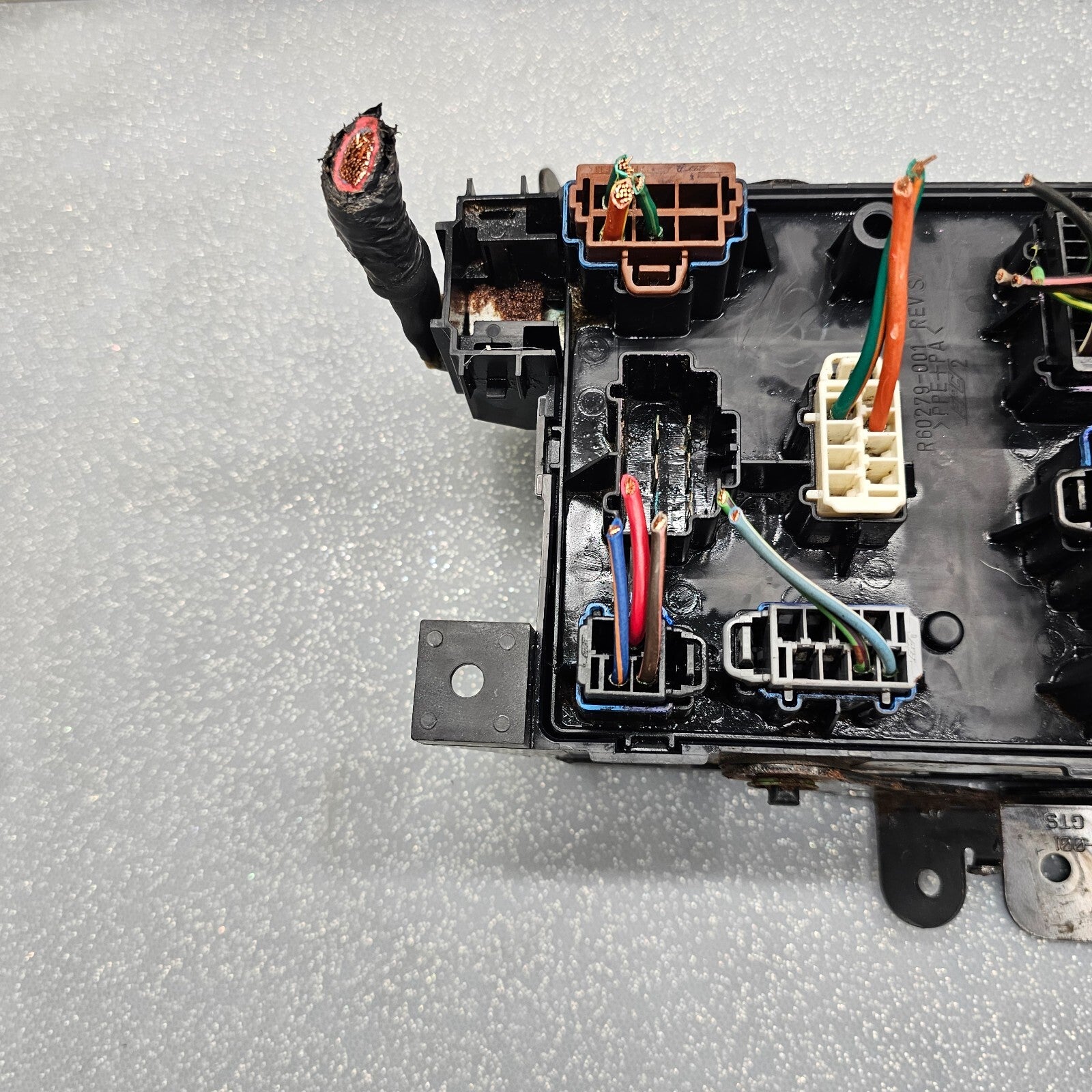 🔥2003-2004 Ford F250 F350 Excursion Interior Fuse Block Relay Box