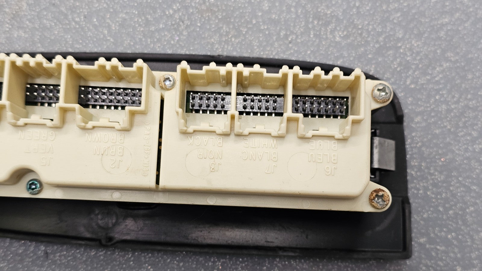 🔥06-11 CADILLAC DTS FRONT RIGHT PASSENGER WINDOW POWER SWITCH ASSEMBLY BLACK