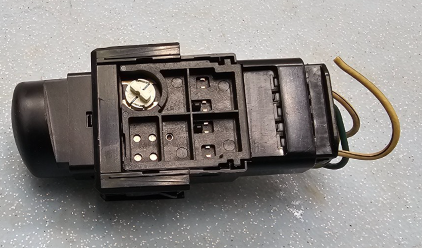 🔥03-08 Vibe Hazard Emergency Warning Light Lamp Flasher Switch Control Button 