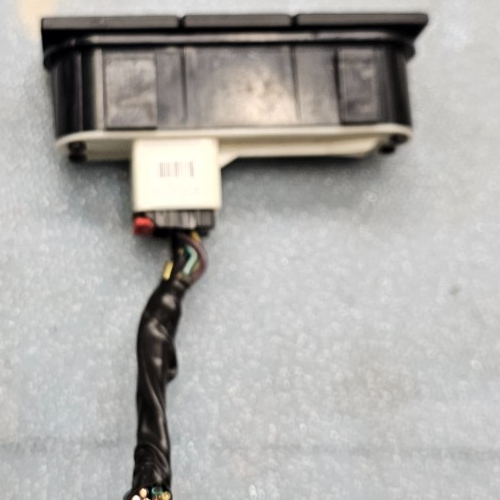🔥06-09 FUSION MERCURY MILAN CENTER DASH HAZARD BUTTON SWITCH PASS RADIO BEZEL