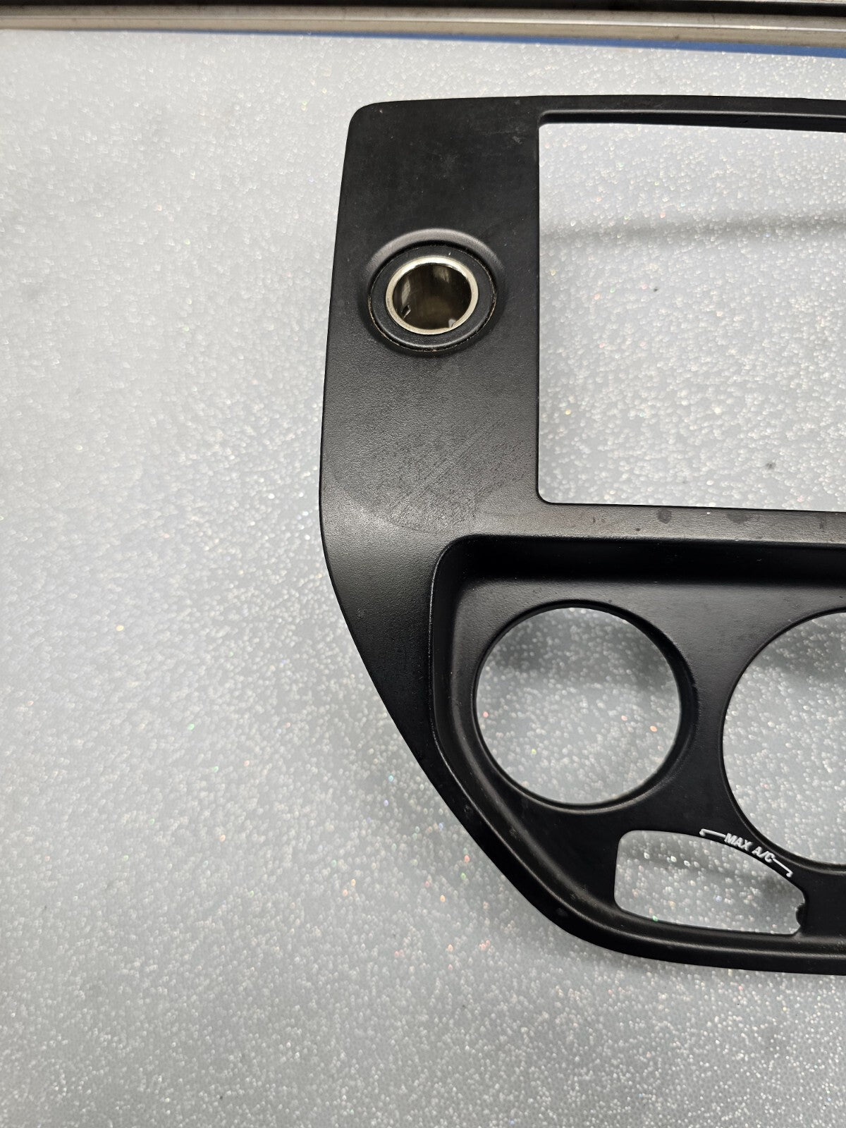 🔥05-07 FORD FOCUS FRONT CENTER DASH RADIO CLIMATE CONTROL BEZEL TRIM PANEL OEM