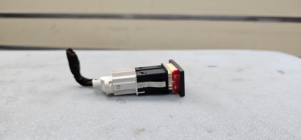 🔥11-15 VW JETTA TDI MK6 Genuine FLasher Hazard Emergency Warning Light Switch