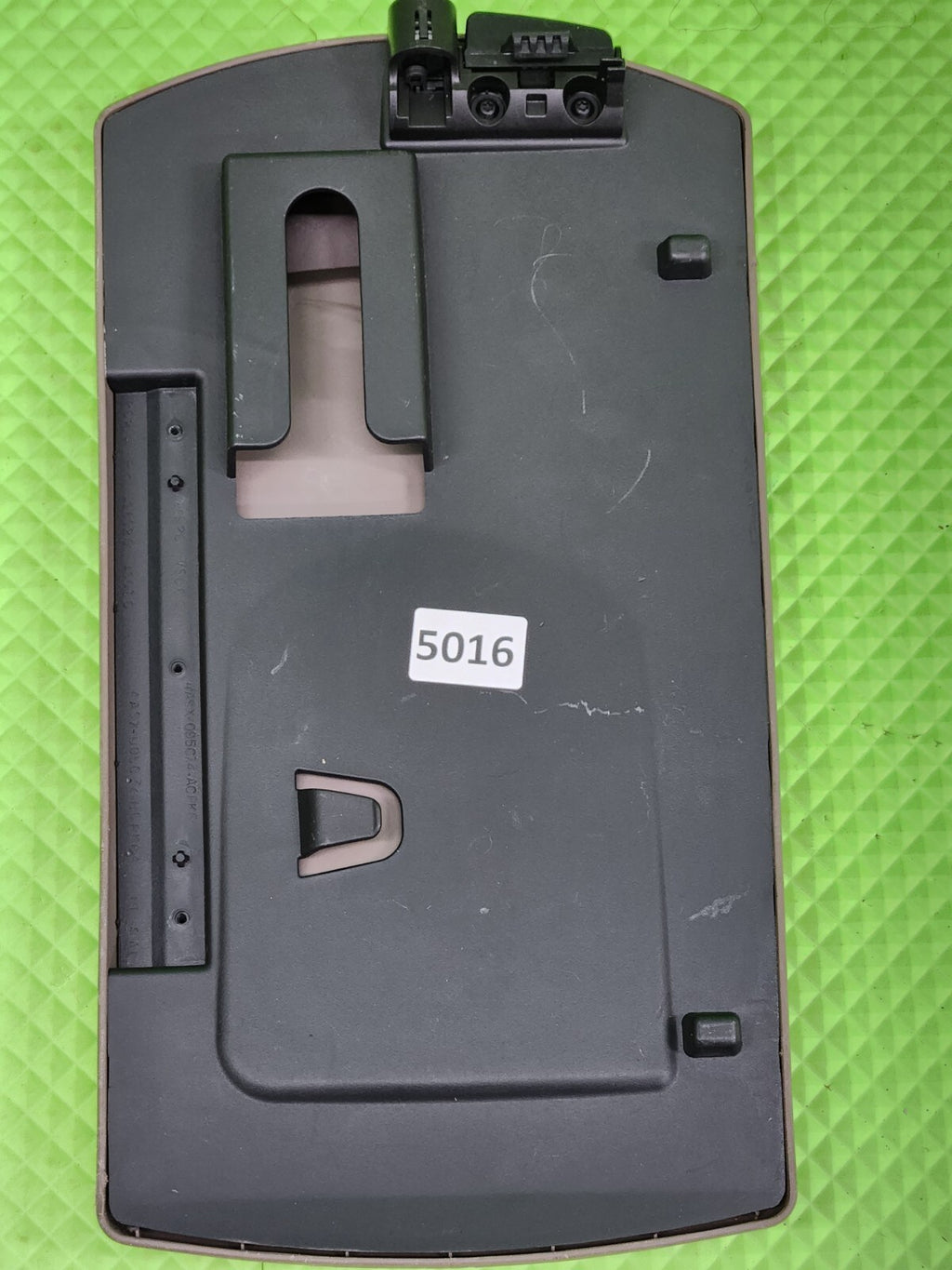 04-07 NISSAN ARMADA TITAN ARMREST CENTER CONSOLE ARM REST LID OEM TAN-BLACK