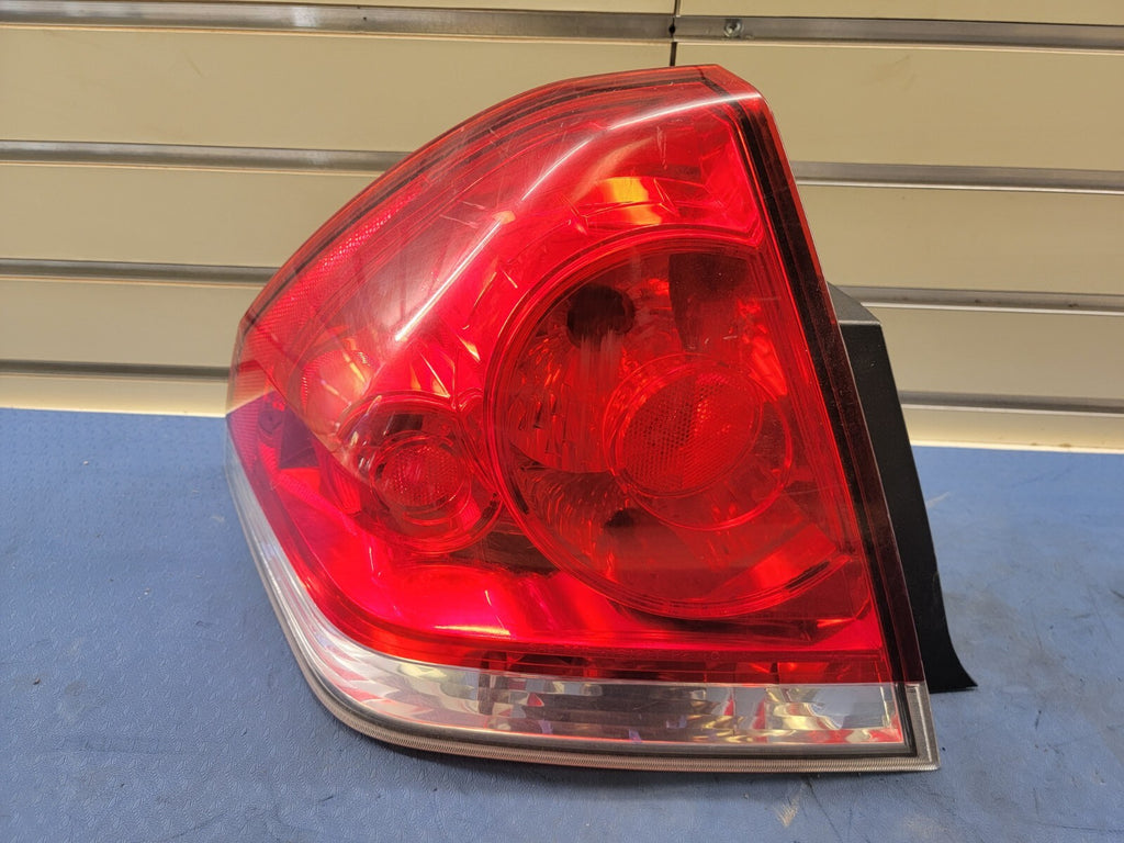 🔥2006-2013 Chevy Impala Tail Light Brake Lamp LH LEFT DRIVER Side OEM