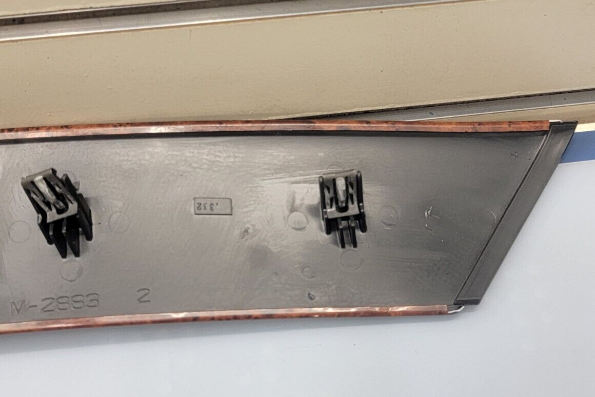 2004-2008 Chrysler Pacifica Right Passenger Side Dash Trim Woodgrain OEM