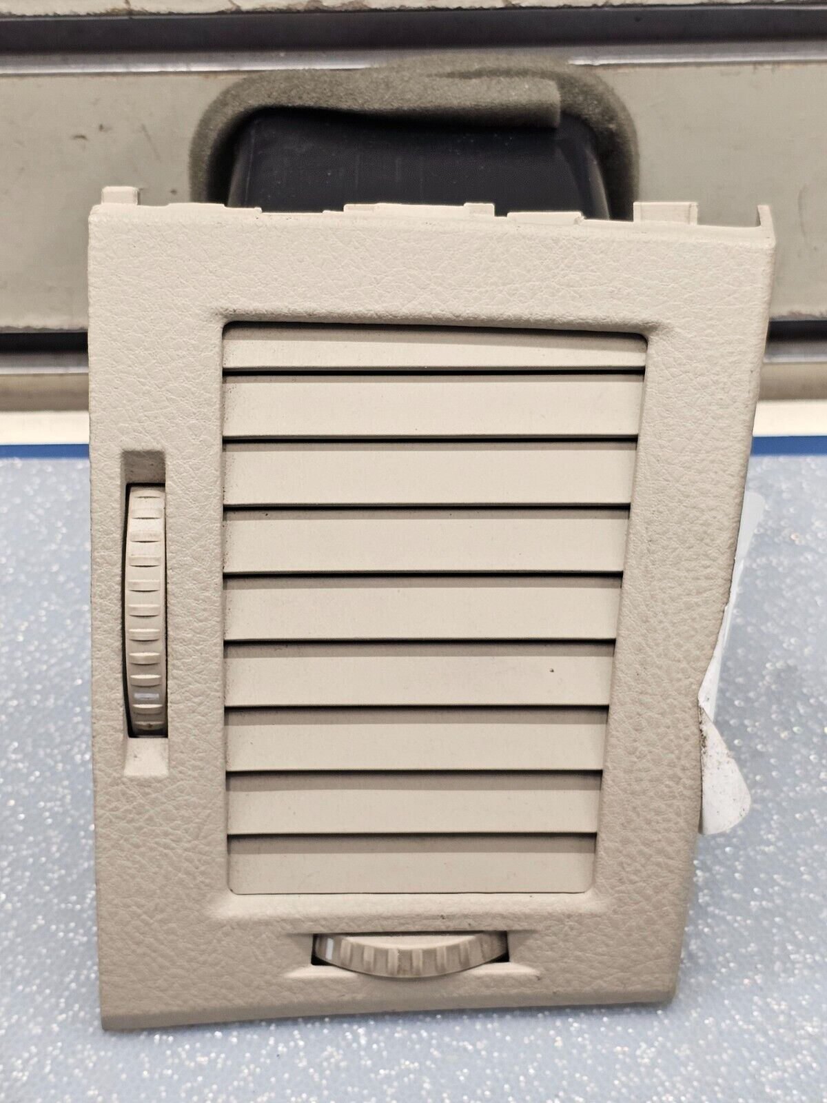🔥05-08 Avalon Right Passenger Dash AC Heater Air Vent Filter Conditioner Tan
