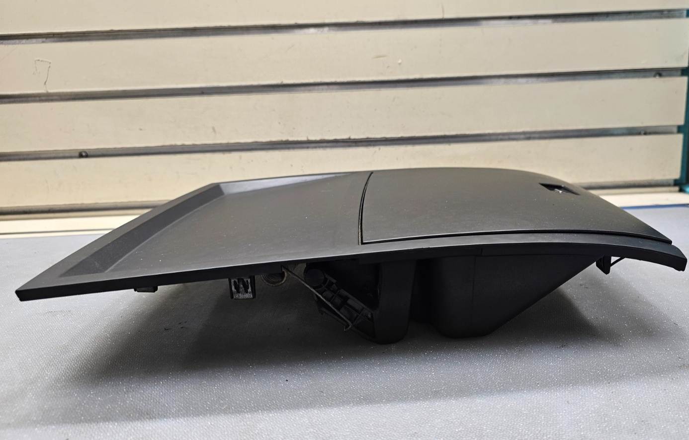 🔥07-12 Outlook Traverse Center Top Dash Storage Tray Trim Compartment Black OEM