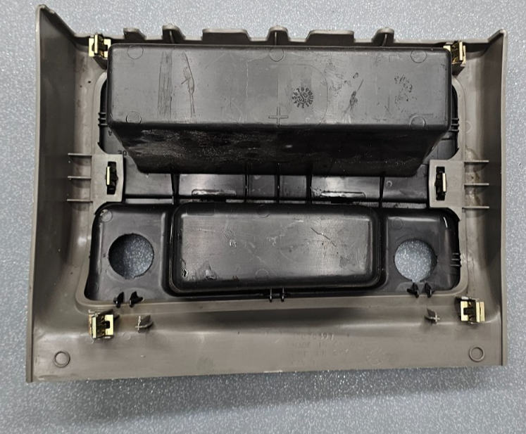 🔥03-06 SILVERADO SIERRA CENTER CONSOLE STORAGE BEZEL ASH TRAY LT TAN/BLACK OEM