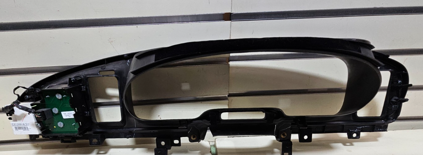 🔥98-02 Continental Dash Instrument Speedometer Cluster Bezel Gauge Black