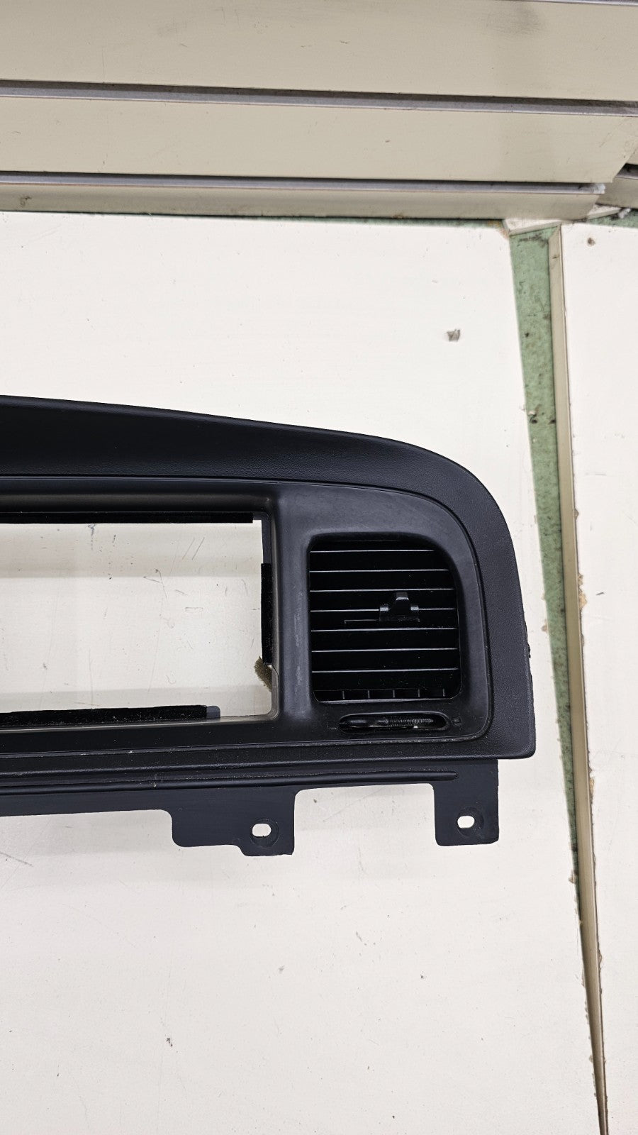 🔥95-11 Grand Marquis Crown Victoria Dash Instrument Cluster Radio Bezel Black