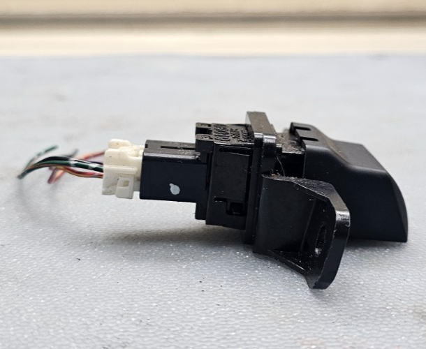 🔥07-13 Nissan Altima Hazard Emergency Warning Light Button Switch OEM