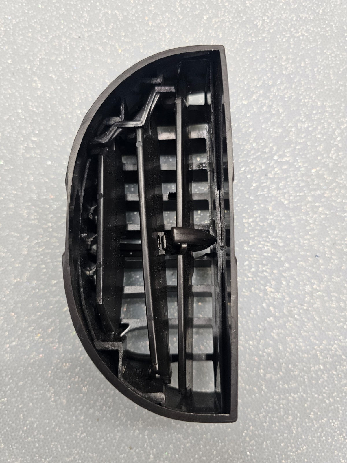 🔥02-07 Saturn VUE Dash Right Passenger Outer AC Heater Air Vent Grille Black