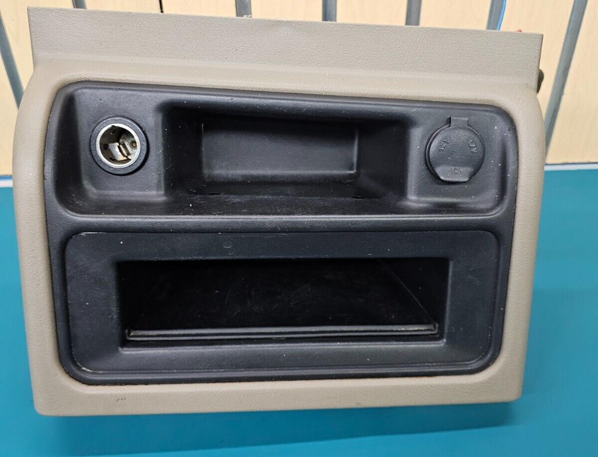 🔥03-06 SILVERADO SIERRA CENTER CONSOLE STORAGE BEZEL ASH TRAY TAN/BLACK OEM