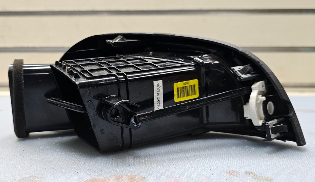 🔥10-13 KIA FORTE DASH LEFT DRIVER A/C AC AIR VENT HEATER PANEL ASSEMBLY BLACK