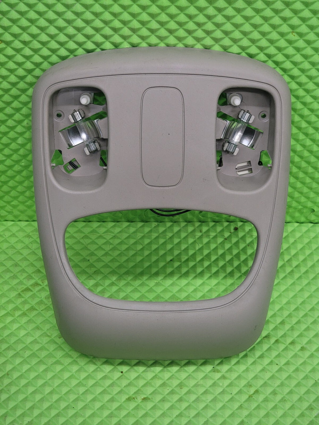 🔥2002-2005 Dodge Ram 1500 OverHead Console Map Dome TAN