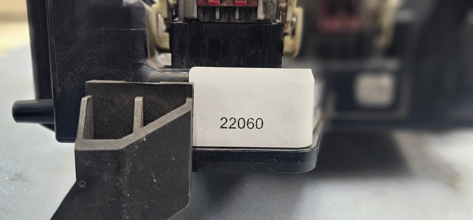 🔥02-05 DODGE RAM INTEGRATED POWER DISTRIBUTION MODULE FUSE BOX OEM