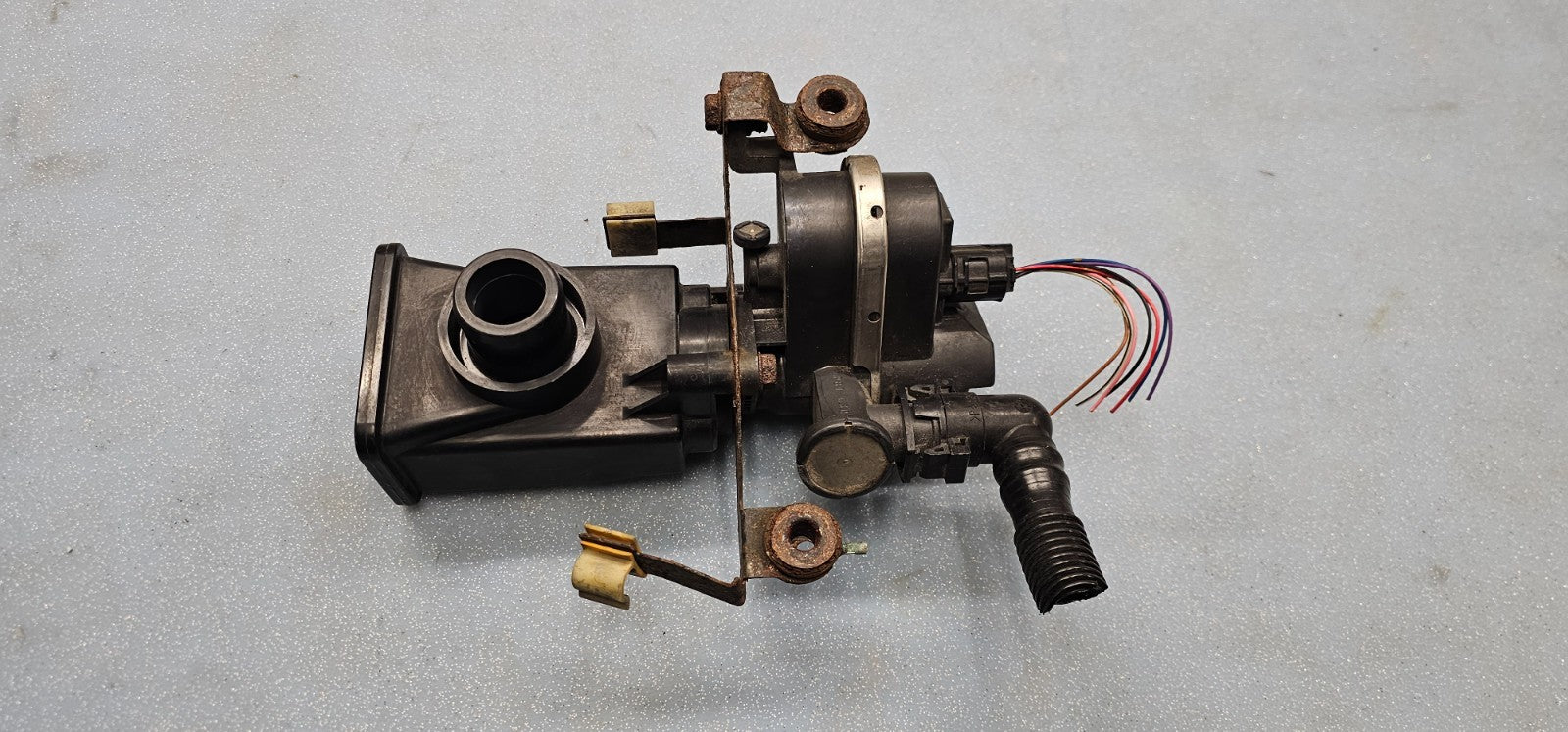 🔥2006-2009 Toyota Prius Gas Fuel Vapor Charcoal Canister Valve OEM