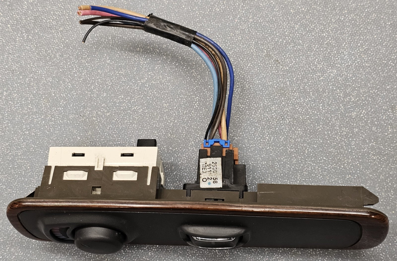 🔥97-99 CADILLAC DEVILLE FRONT RIGHT PASSENGER DOOR WINDOW SWITCH BLACK/WOOD