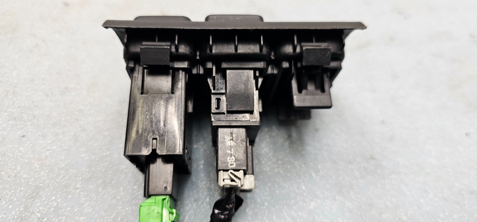 🔥03-06 Honda Accord Dash Control Trim Bezel TCS Sunroof Switch Black