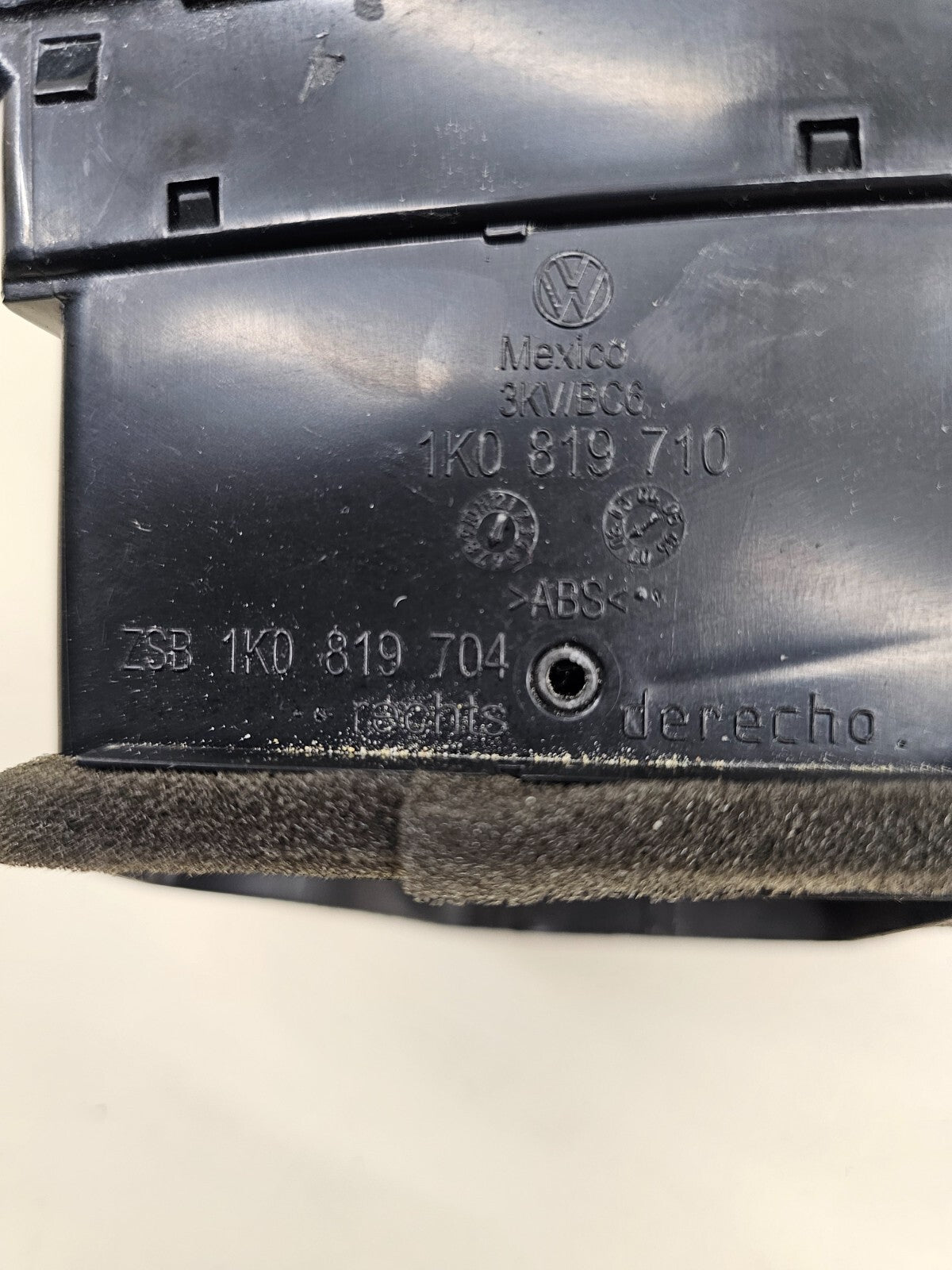 🔥05-10 VOLKSWAGEN JETTA FRONT CENTER DASH RIGHT PASSENGER AIR VENT HEATER BLUE