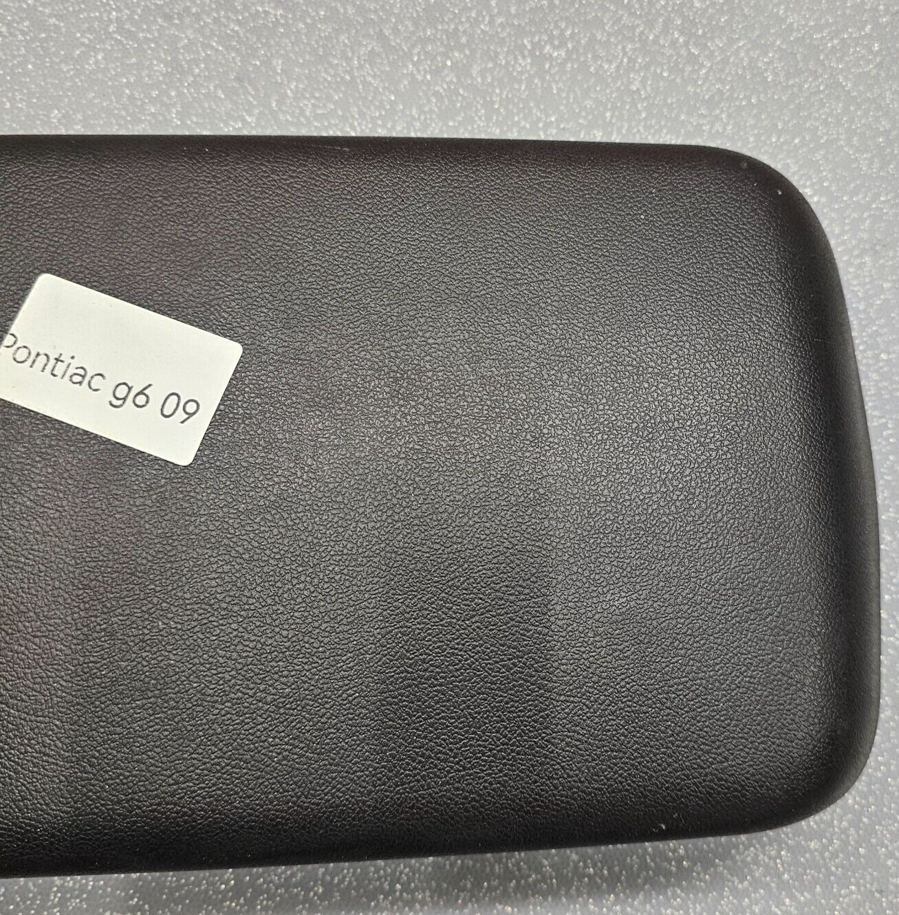 🔥05-10 Pontiac G6 Front Center Console Lid Arm Rest Top Pad Leather Black OEM