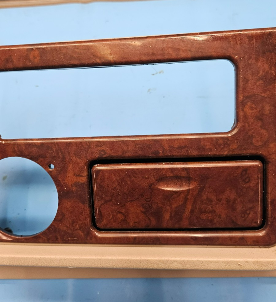 🔥03-06 Cadillac Escalade Center Console Upper Bezel Trim Clock Bezel  Wood OEM