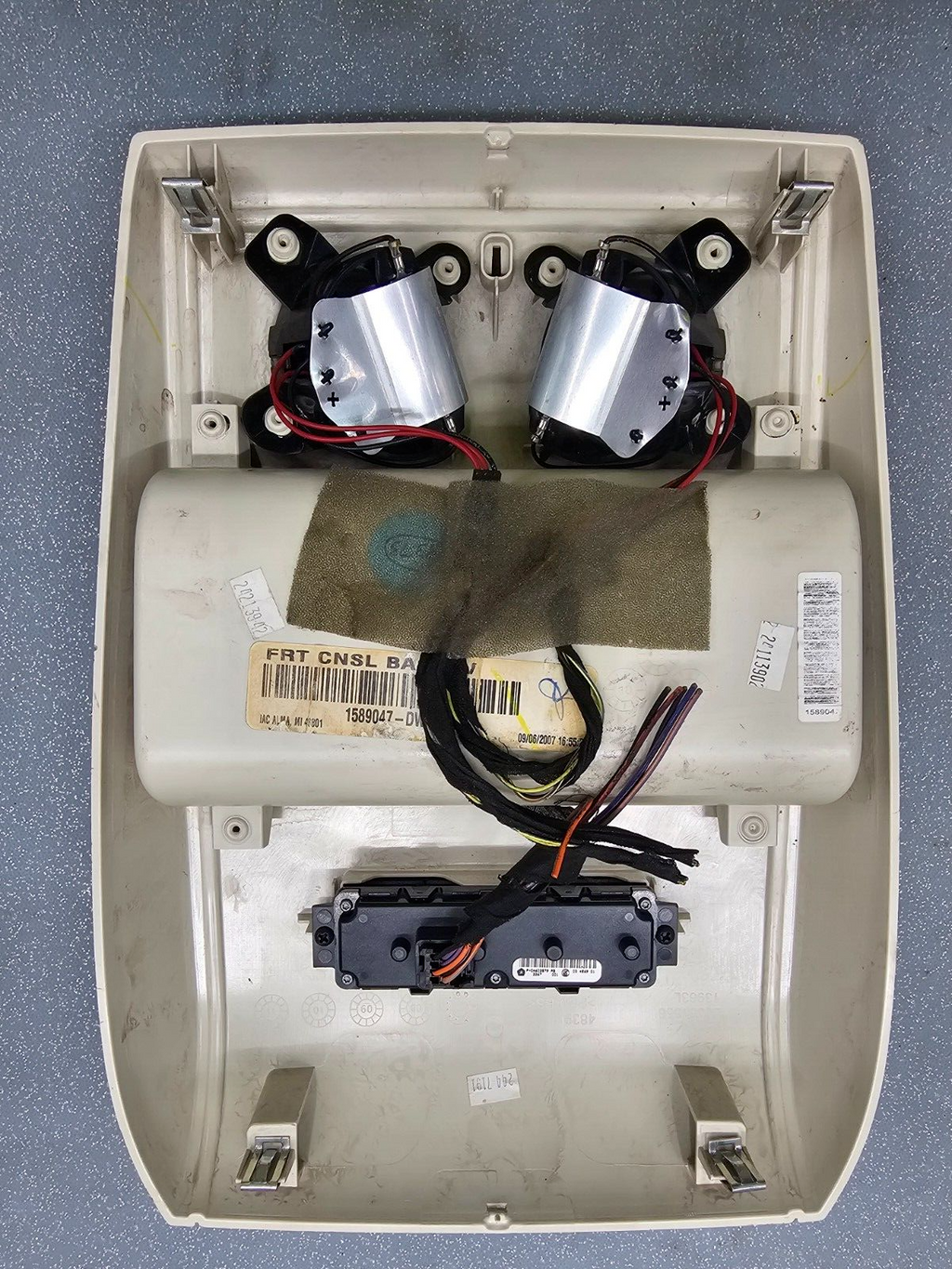 08-16 Grand Caravan Town Country Overhead Console Dome Map Light Storage LT TAN