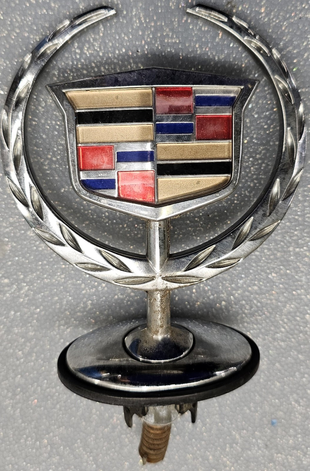 00-05 Cadillac Deville Hood Ornament Chrome Front Badge Decal Logo Emblem Bonnet
