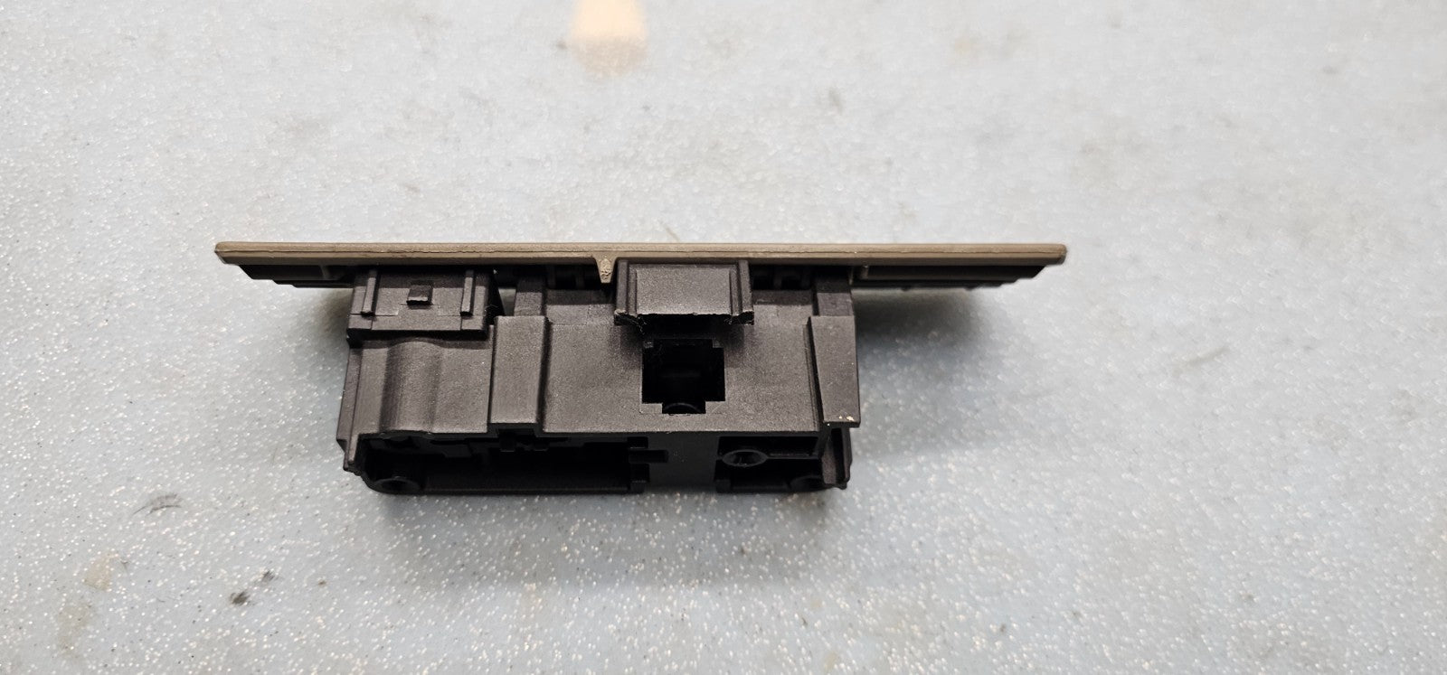 🔥05-10 CHARGER MAGNUM CHRYSLER 300 Glove Box Latch Handle Assembly Compartment