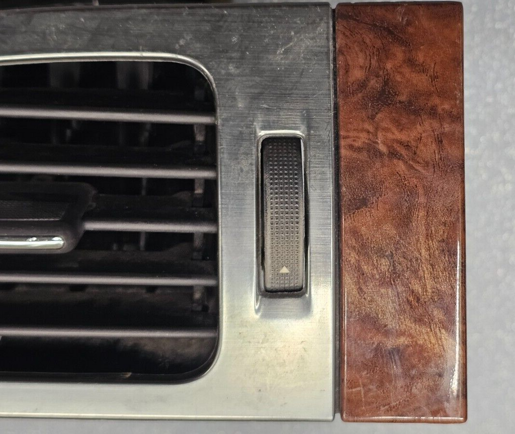 07-14 Silverado Sierra Dash Left Driver Air Vent Heater Conditioning Silver/wood