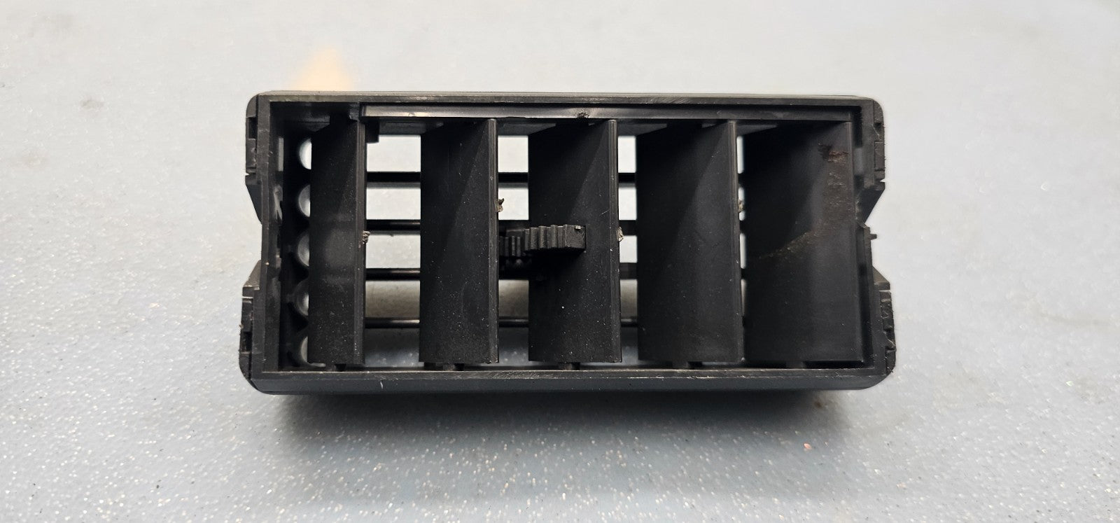🔥95-05 Cavalier Front Center Dash A/C AC HVAC Air Vent Heater Outlet Black OEM