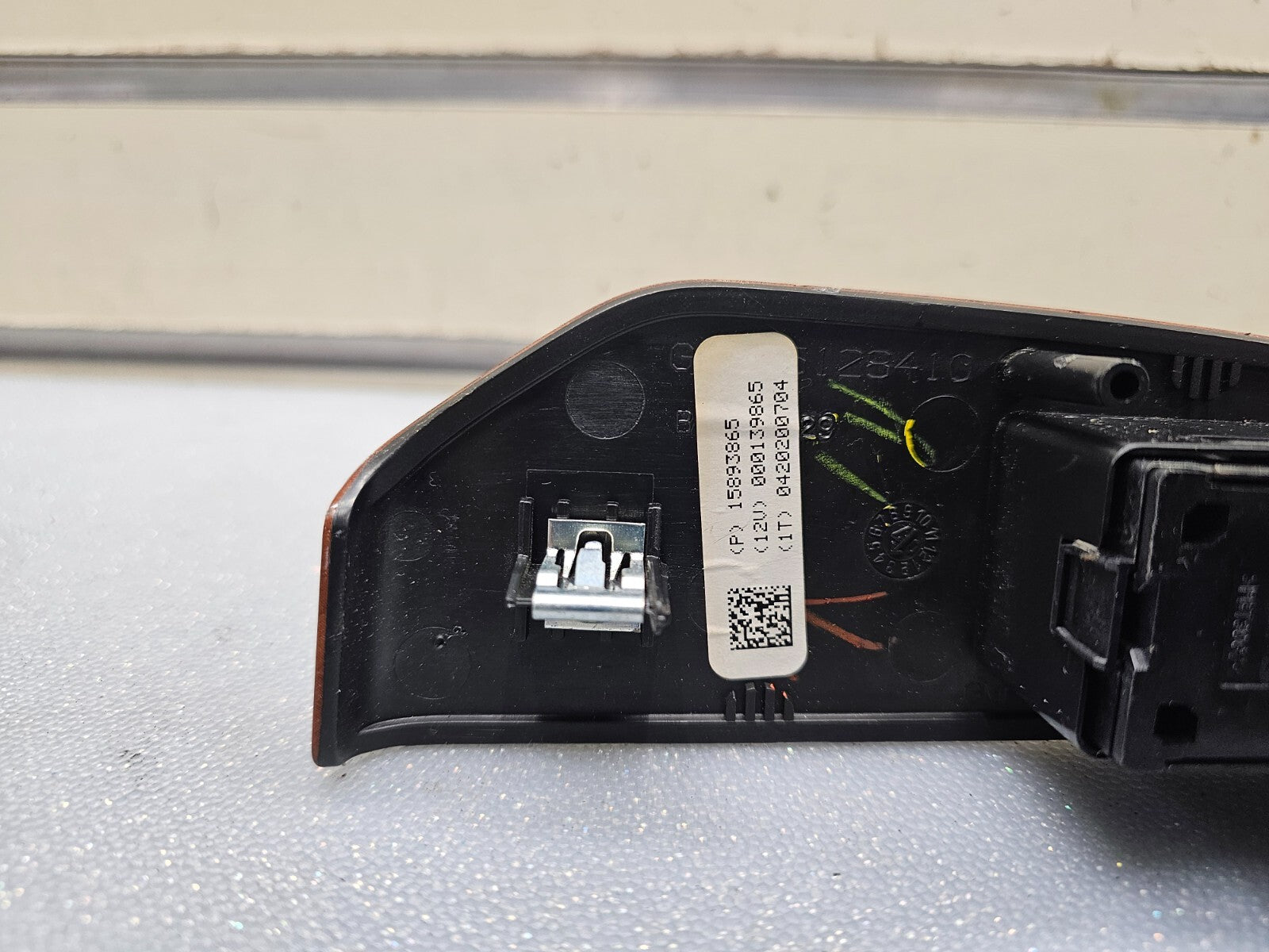 🔥07-13 Chevy Suburban Rear Left Driver Power Window Switch Assembly Wood WS5