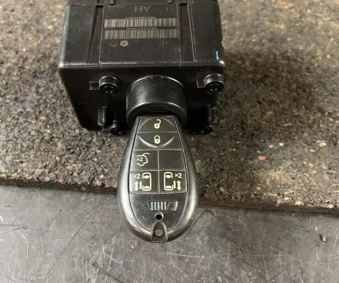🔥11-14 GRAND CARAVAN DURANGO Ignition Switch Ignition Fobik Fob Integrated Key