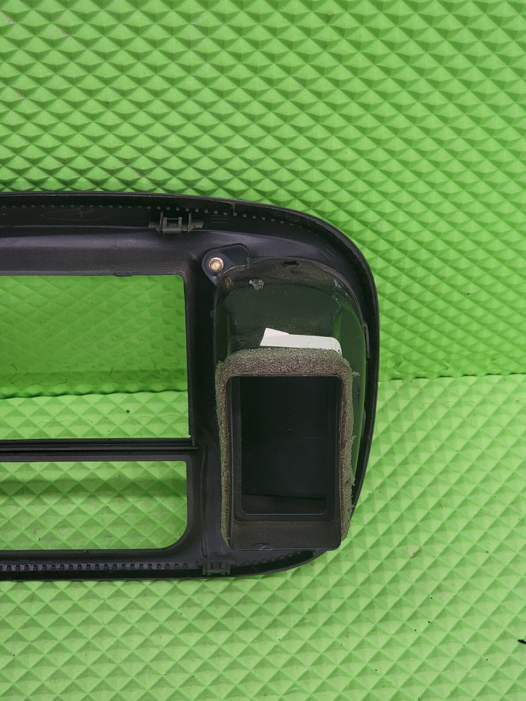 🔥97-03 Ford F150 Center Dash Radio Climate BEZEL Trim Panel Line Dark Tan B1