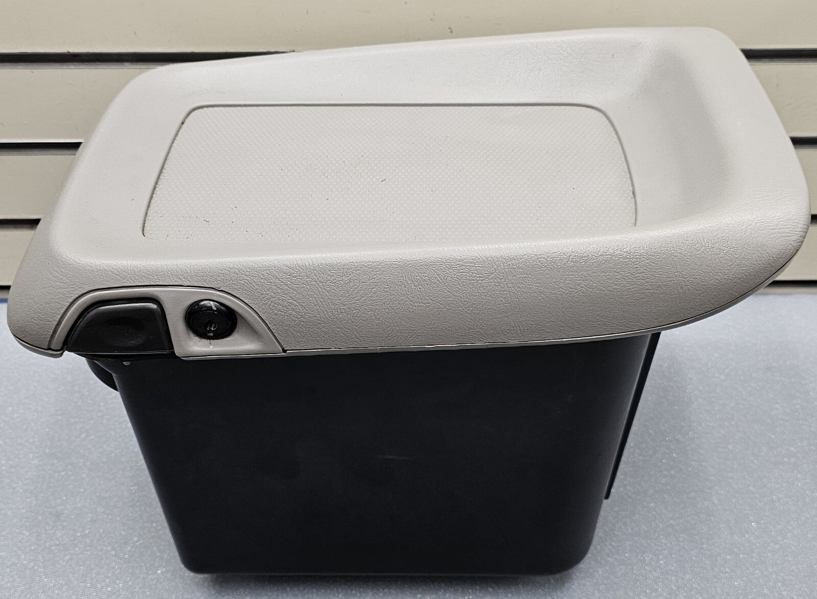 🔥99-02 Chevy Silverado Sierra Center Console Armrest Lid Storage Cover Lt GRAY