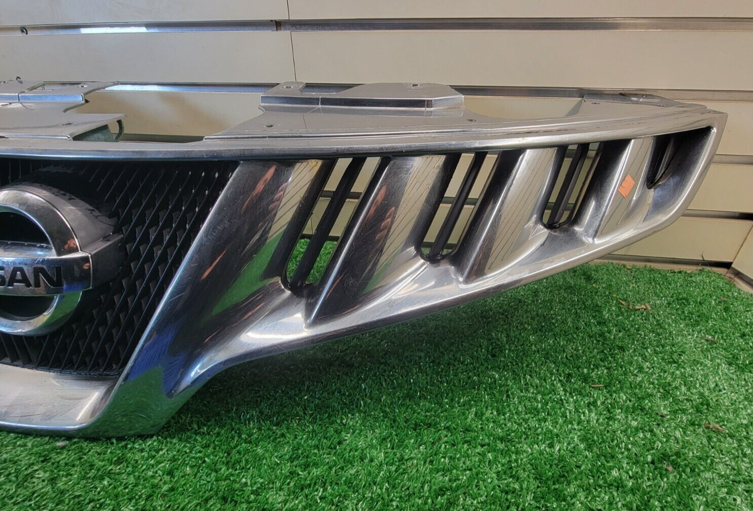 🔥09-10 NISSAN MURANO FRONT CHROME GRILLE WITH EMBLEM FACTORY Assembly OEM