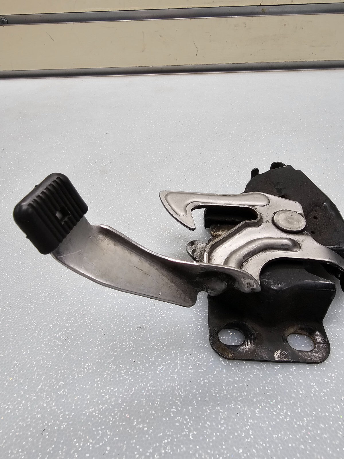 🔥2003-2008 Honda Element Front Hood Lock Latch Actuator Hood Lock Assembly OEM