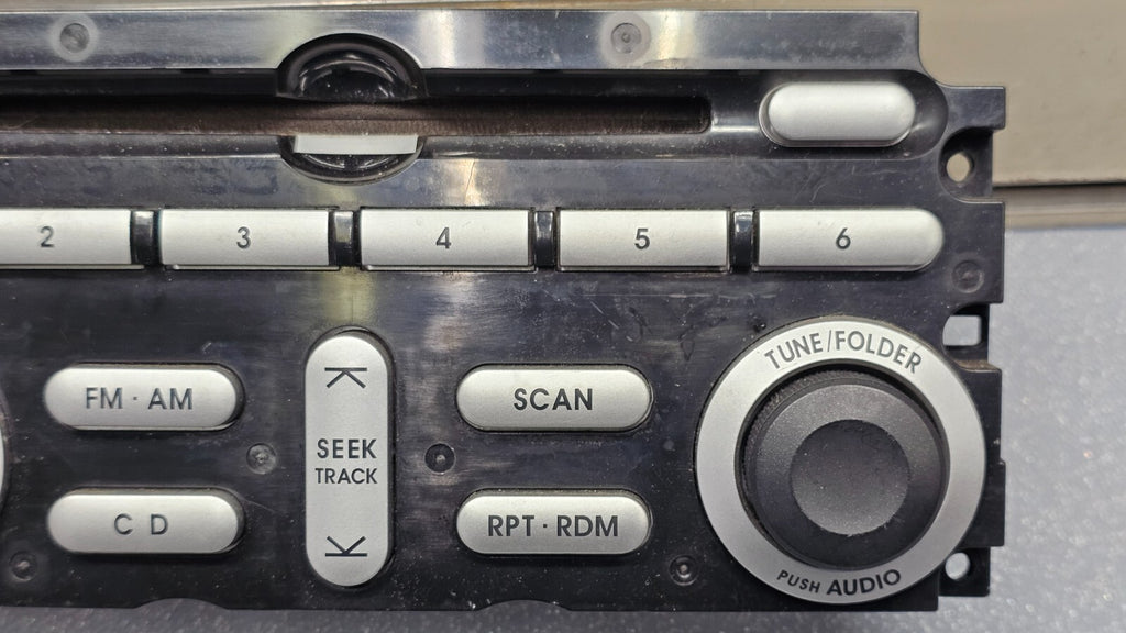 06-08 Mitsubishi ENDEAVOR Dash AM FM Radio CD Player Control Stereo Assembly OEM