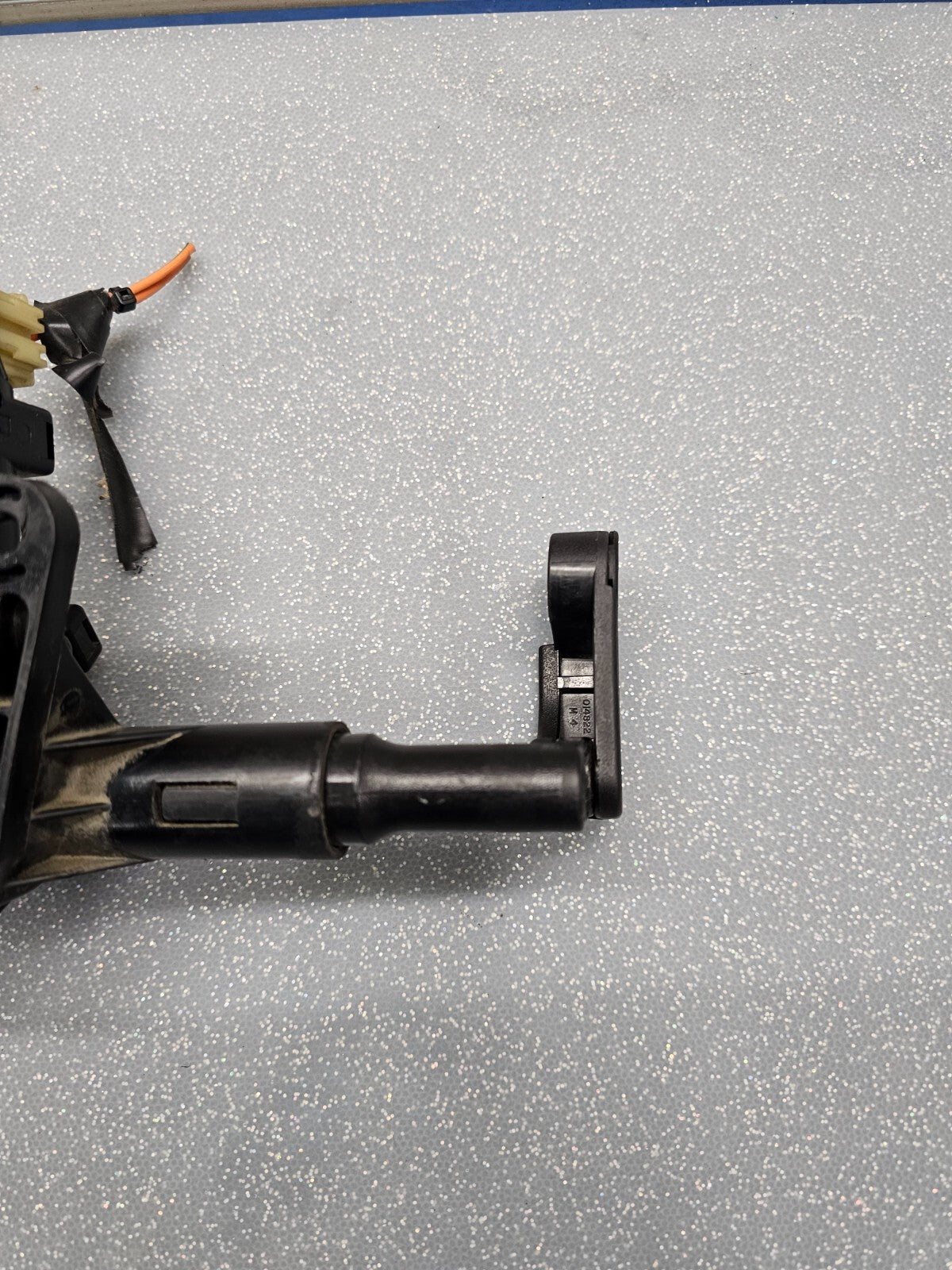 🔥01-07 Dodge Caravan Town & Country Rear Vent Window Motor Actuator Assembly RH