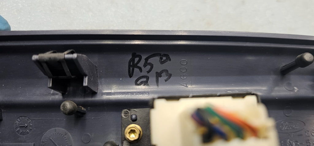 🔥95-02 Grand Marquis Rear Defrost Switch Bezel Trip Panel DK GRAY OEM