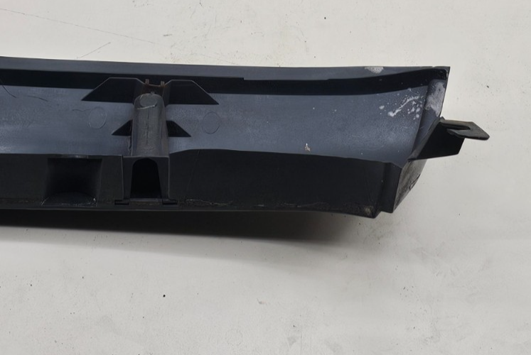 🔥03-20 Chevrolet Express GMC Savana 3rd Third Brake Light Trim Spoiler Black