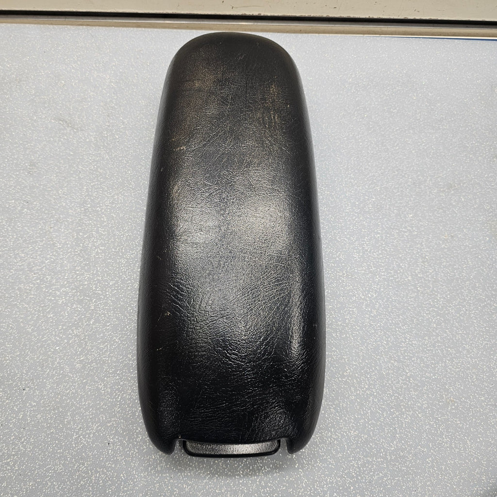 98-04 BLAZER S10 JIMMY SONOMA Front Center Console Lid Armrest Cover Black L7