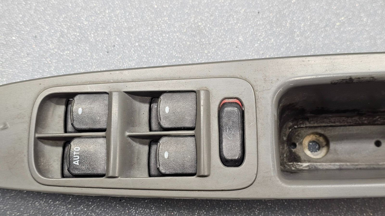 🔥08-12 Chevy Malibu Left Driver Master Power Door Window Switch Lock Gray OEM