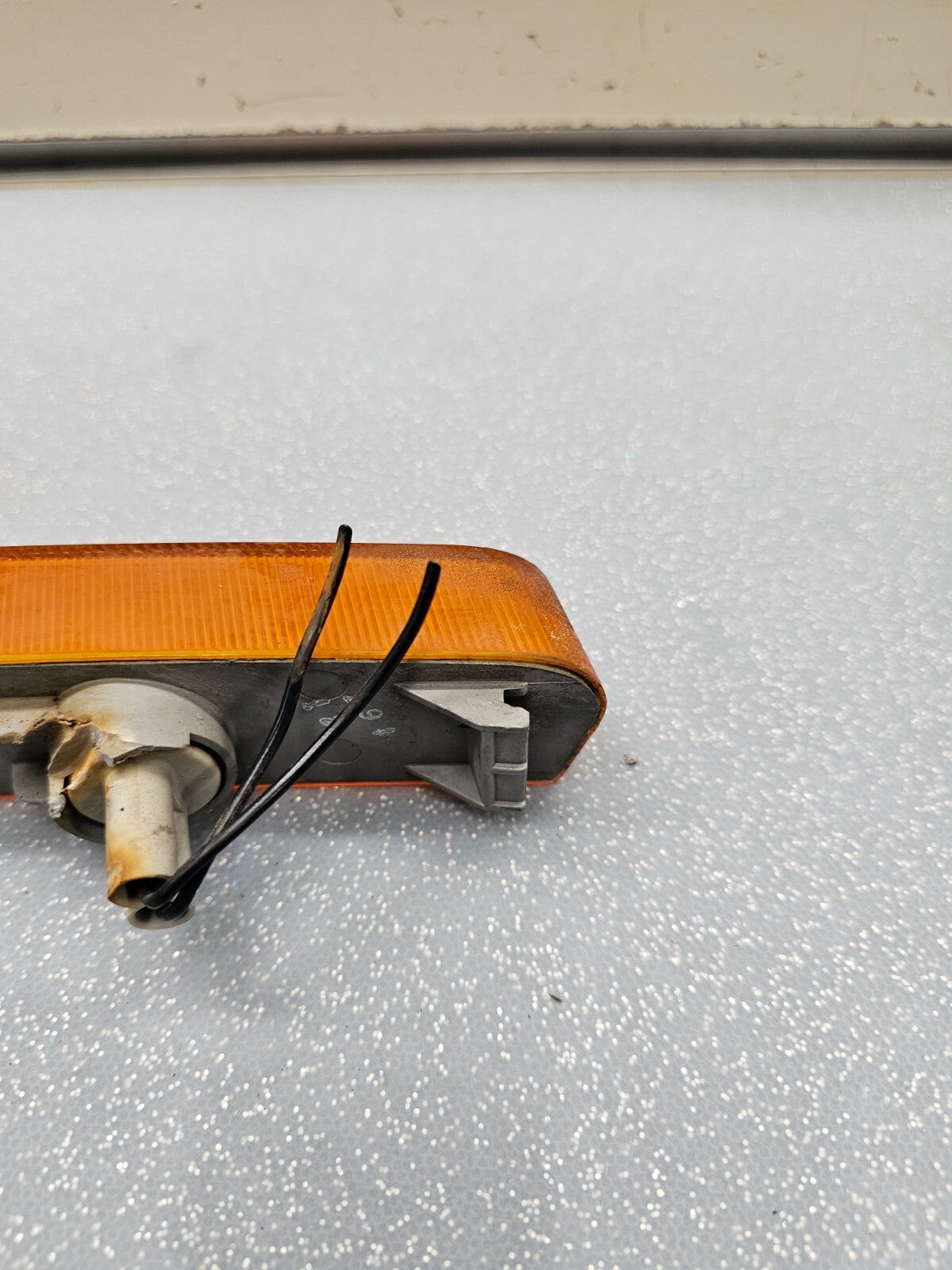 🔥02-04 NISSAN XTERRA FRONT SIDE MARKER LIGHT RH PASSENGER